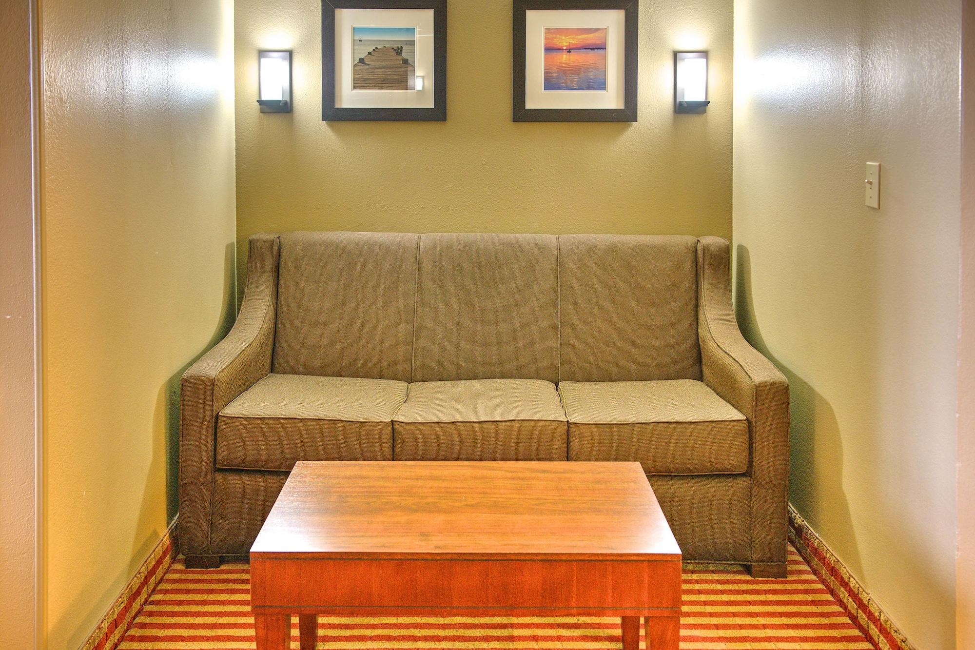 Comfort Inn Pensacola - University Area Ferry Pass Exteriör bild