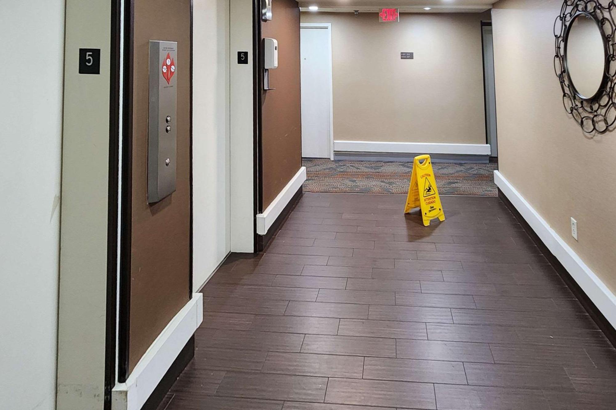 Comfort Inn Pensacola - University Area Ferry Pass Exteriör bild